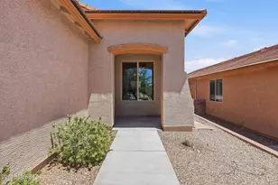 1038 W Pastora Peak Dr, Green Valley, AZ 85614 - Photo 9