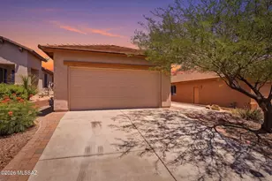1038 W Pastora Peak Dr, Green Valley, AZ 85614 - Photo 5