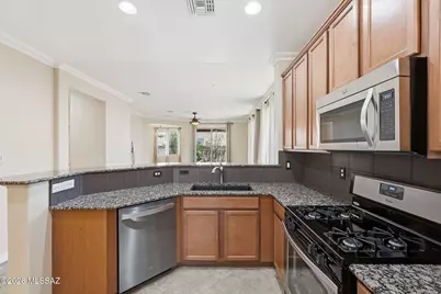 1038 W Pastora Peak Drive, Green Valley, AZ 85614 - Photo 21