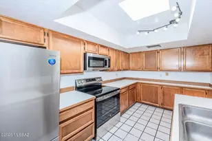 4406 E Haven Ln, Tucson, AZ 85712 - Photo 9