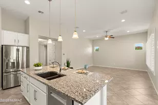 31919 S Bayberry Ct, Oracle, AZ 85623 - Photo 17