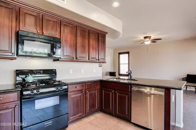 180 W Calle Paso Suave, Sahuarita, AZ 85629 - Photo 17