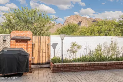 10136 N Valle Del Oro Drive, Tucson, AZ 85737 - Photo 1