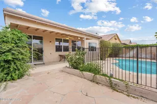 84 N Desert Stream Dr, Tucson, AZ 85745 - Photo 29