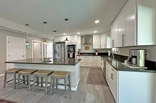 8180 E Rawhide Trl, Tucson, AZ 85750 - Photo 7