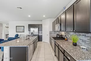 7170 S Portugal Ave, Tucson, AZ 85757 - Photo 11