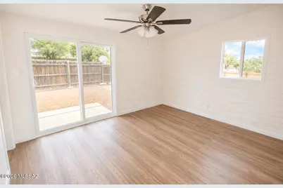 206 W Blacklidge Drive, Tucson, AZ 85705 - Photo 15