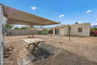 4208 E 1st Street, Tucson, AZ 85711 - Photo 17