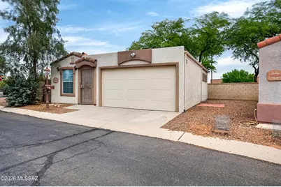 1319 W Vuelta Las Campanas, Sahuarita, AZ 85629 - Photo 1
