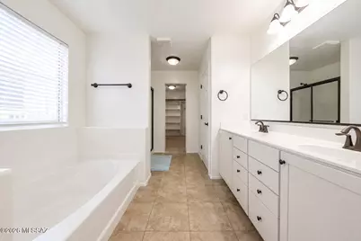 13416 N Piemonte Way, Oro Valley, AZ 85737 - Photo 17