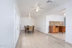 5825 E 1st St, Tucson, AZ 85711 - Photo 15