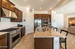 6561 W Antler Bnd Pl, Marana, AZ 85658 - Photo 13