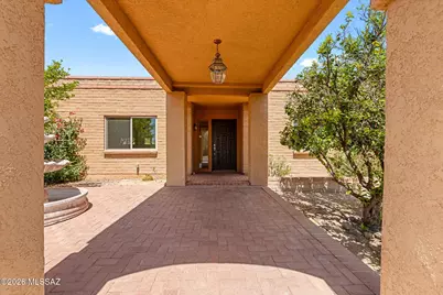 5620 N Barrasca Avenue, Tucson, AZ 85750 - Photo 9