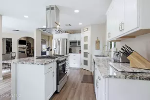 1138 W Masters Circle W, Tucson, AZ 85737 - Photo 13