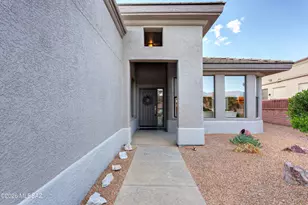 1958 W Amblemorn Dr, Green Valley, AZ 85622 - Photo 15
