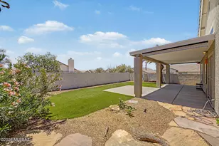 10164 E Falcon Point Dr, Tucson, AZ 85730 - Photo 25