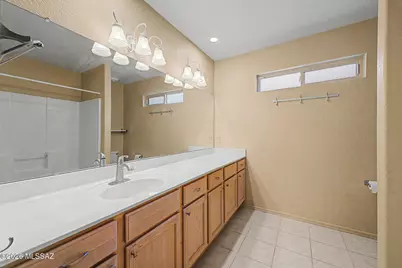 10164 E Falcon Point Drive, Tucson, AZ 85730 - Photo 19