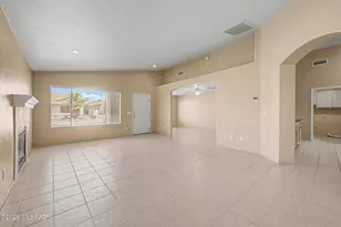 10164 E Falcon Point Dr, Tucson, AZ 85730 - Photo 5