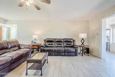 468 W Esperanza Boulevard, Green Valley, AZ 85614 - Photo 17