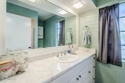 468 W Esperanza Boulevard, Green Valley, AZ 85614 - Photo 23