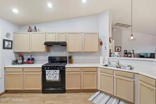 1235 S Star Shadow Dr, Tucson, AZ 85713 - Photo 13