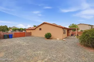 1235 S Star Shadow Dr, Tucson, AZ 85713 - Photo 31