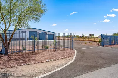 3626 E 47th Street E, Tucson, AZ 85713 - Photo 3
