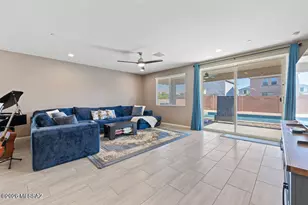 12163 W Charismatic Dr, Marana, AZ 85653 - Photo 13