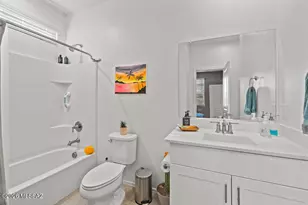 12163 W Charismatic Dr, Marana, AZ 85653 - Photo 17