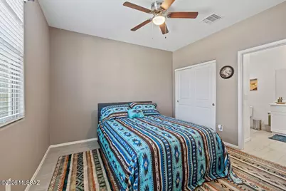 12163 W Charismatic Drive, Marana, AZ 85653 - Photo 15