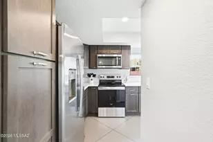 4400 E Haven Ln, Tucson, AZ 85712 - Photo 11