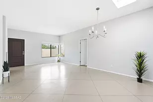 4400 E Haven Ln, Tucson, AZ 85712 - Photo 3