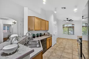 9685 E Belasco Loop, Tucson, AZ 85748 - Photo 9