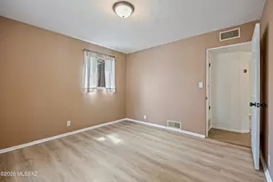 806 E Joan Pl, Tucson, AZ 85719 - Photo 13
