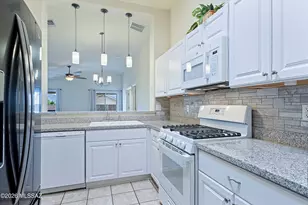 9745 E Sascha St, Tucson, AZ 85748 - Photo 13