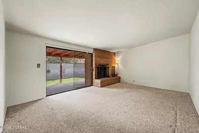 7118 E Eli Place, Tucson, AZ 85710 - Photo 9