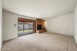 7118 E Eli Pl, Tucson, AZ 85710 - Photo 9