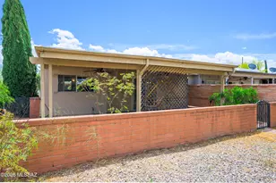 201 N Calle Del Lago, Green Valley, AZ 85614 - Photo 35