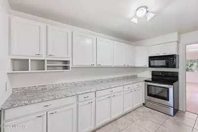 924 N Venice Avenue, Tucson, AZ 85711 - Photo 9