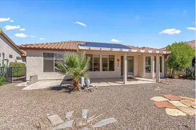 7541 W Wandering Coyote Drive, Tucson, AZ 85743 - Photo 17