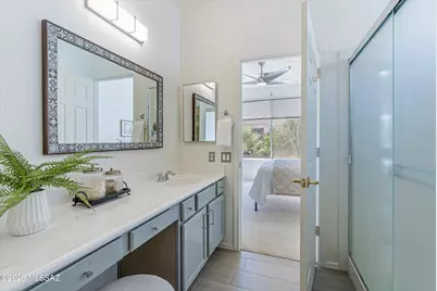 7541 W Wandering Coyote Drive, Tucson, AZ 85743 - Photo 13