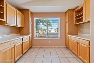 9271 N Crystal Moon Ct, Tucson, AZ 85743 - Photo 15