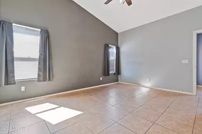 9271 N Crystal Moon Court, Tucson, AZ 85743 - Photo 19