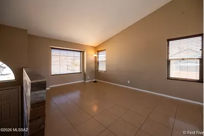 8984 N Eaglestone Loop, Tucson, AZ 85742 - Photo 3