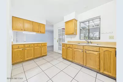 2235 N Camino Emiliano, Tucson, AZ 85745 - Photo 5