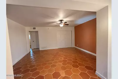 4431 N Swan Road, Tucson, AZ 85718 - Photo 17