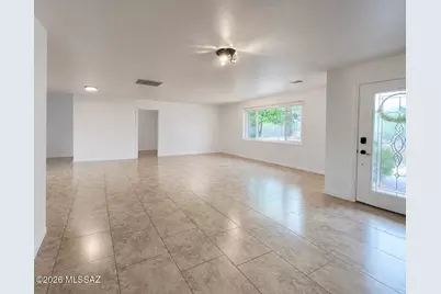 4431 N Swan Road, Tucson, AZ 85718 - Photo 9