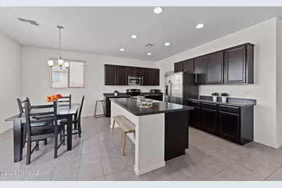 11100 W Copper Field Street, Marana, AZ 85658 - Photo 17