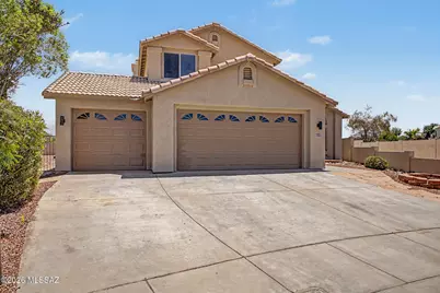 8245 N Greys Place, Oro Valley, AZ 85737 - Photo 3