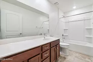 8669 E Seabury Ct, Tucson, AZ 85710 - Photo 15
